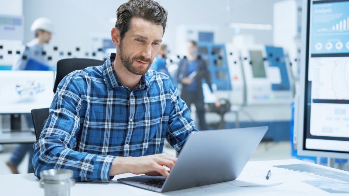 Informationen zur Weiterbildung Technischer Betriebswirt IHK bei manQ