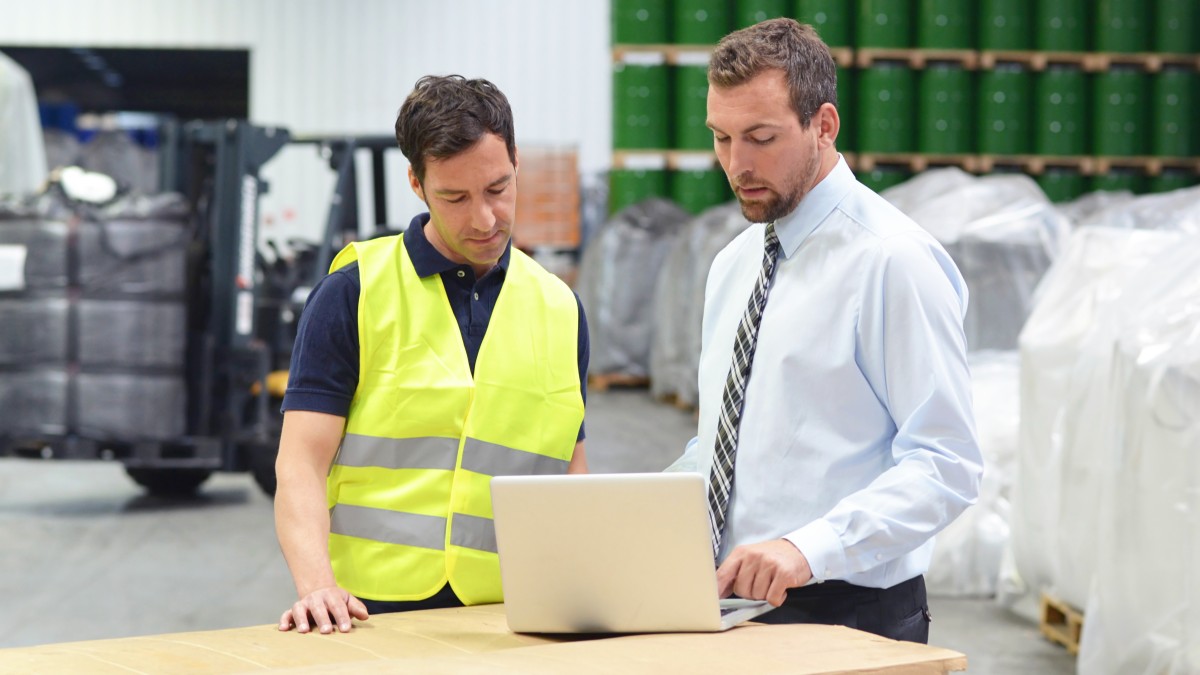 Informationen zur Online-Weiterbildung Fachwirt für Güterverkehr und Logistik IHK