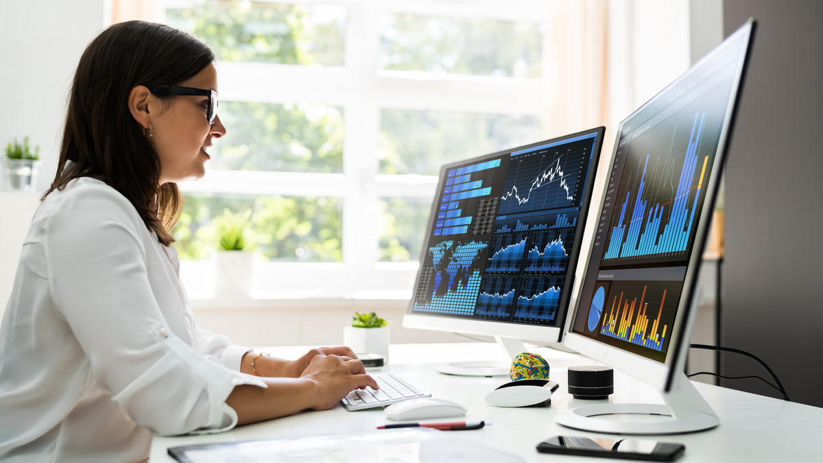 Informationen zum Lehrgang Berufsspezialist für Softwareentwicklung per E-Mail anfordern